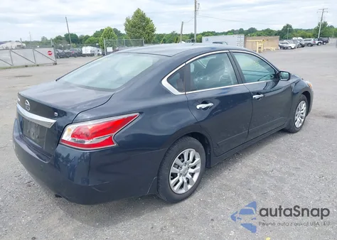 2015 Nissan Altima 2.5 S из США, поврежденный, VIN 1N4AL3AP5FC196815